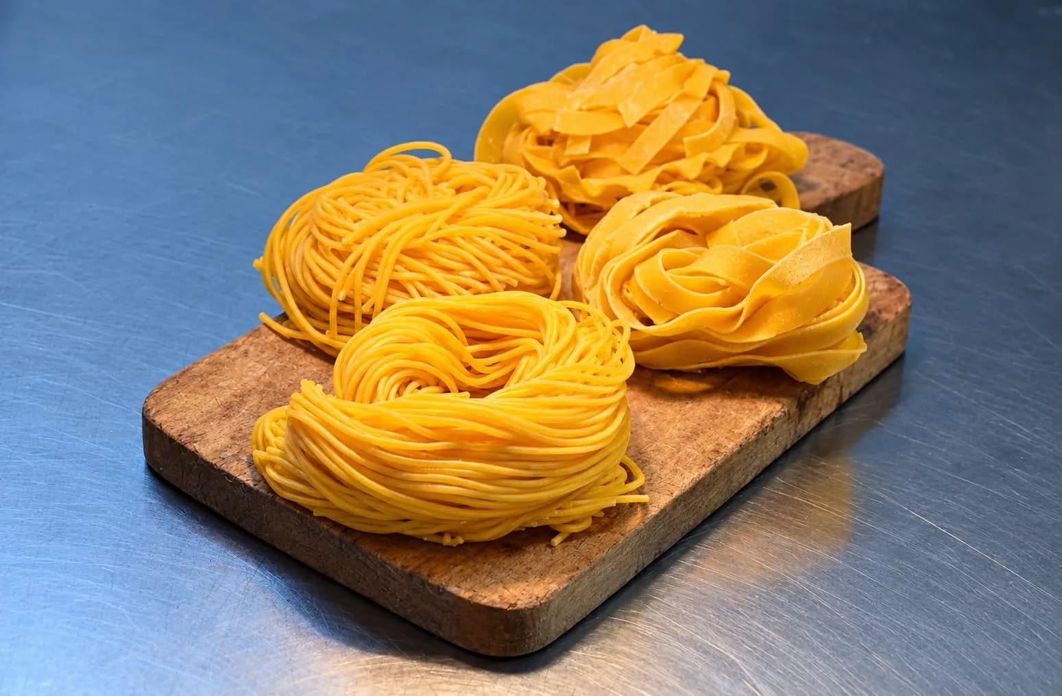 Spaghetti e fettuccine fatti a mano