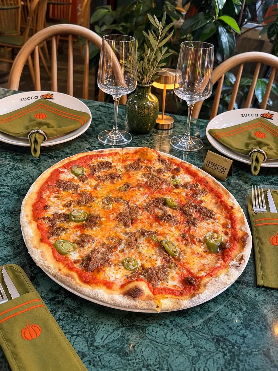 Pizza Bolognese